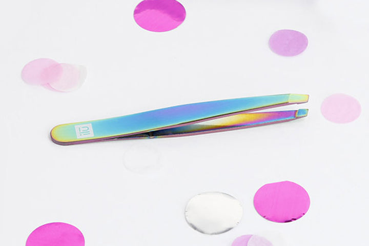 Jak wyregulować brwi? Praktyczny poradnik #ToolsForBeauty