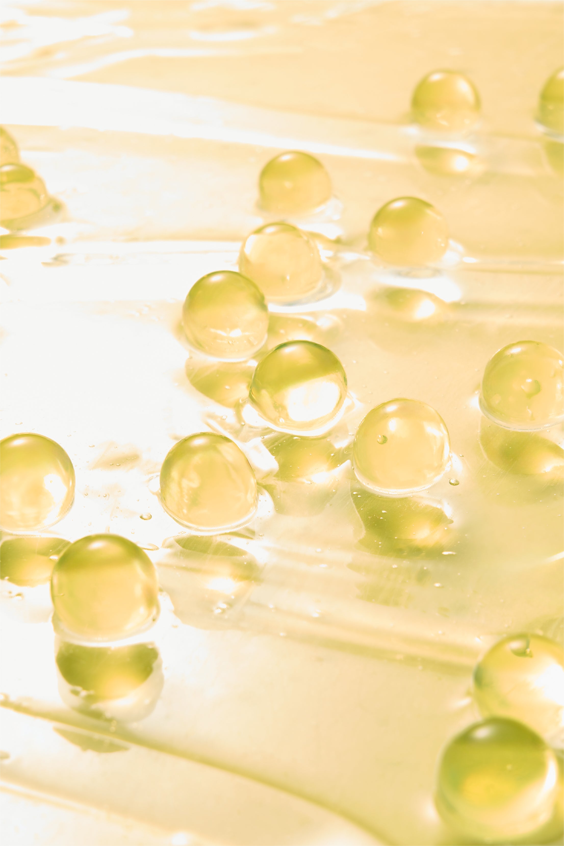 LUVUM AFTERGLOW YUJA VITA C Serum z kapsułkami z witaminą C i retinolem 30 ml #4