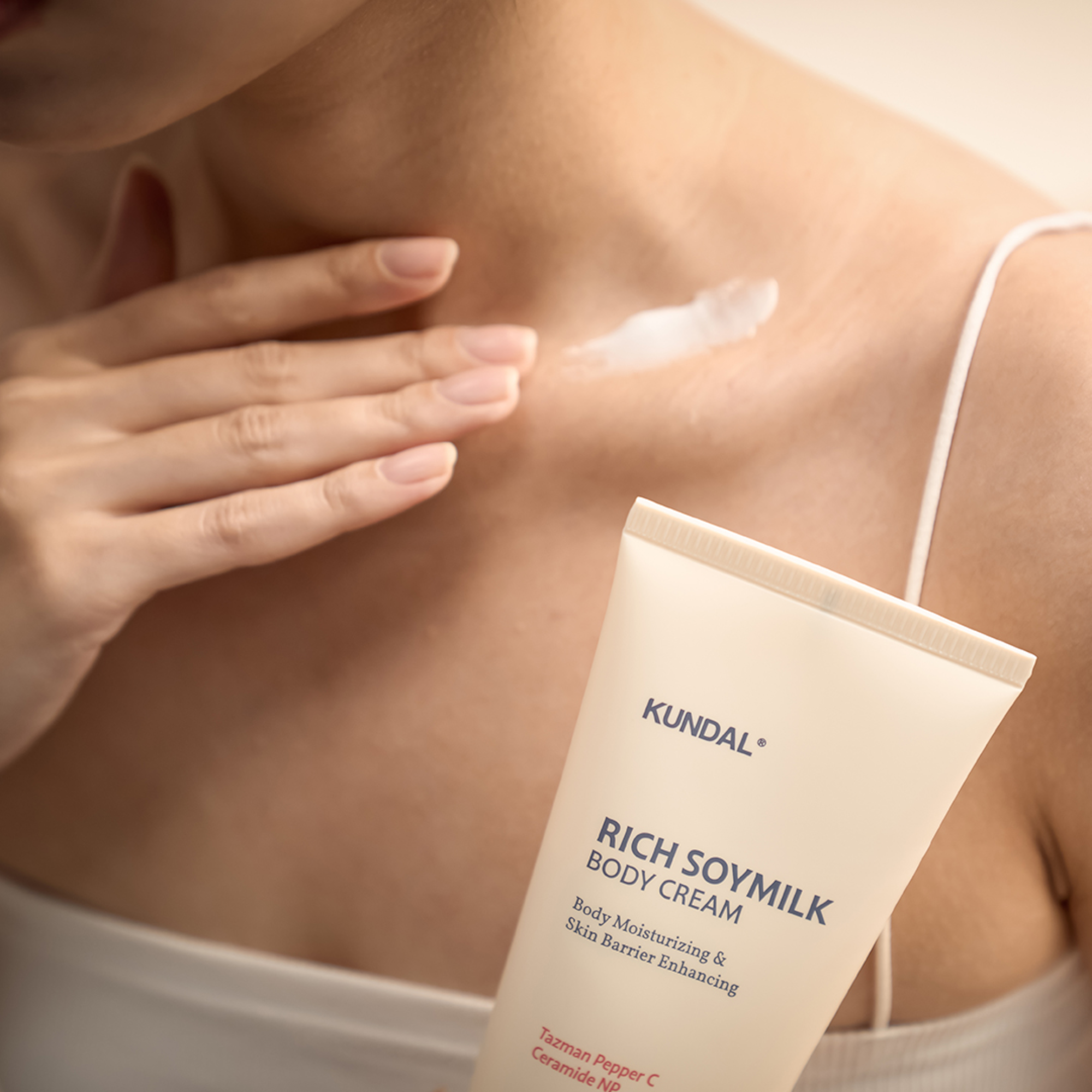 KUNDAL RICH SOYMILK BODY CREAM Intensiv feuchtigkeitsspendende Körperlotion Mellow Vanilla 200 ml #5