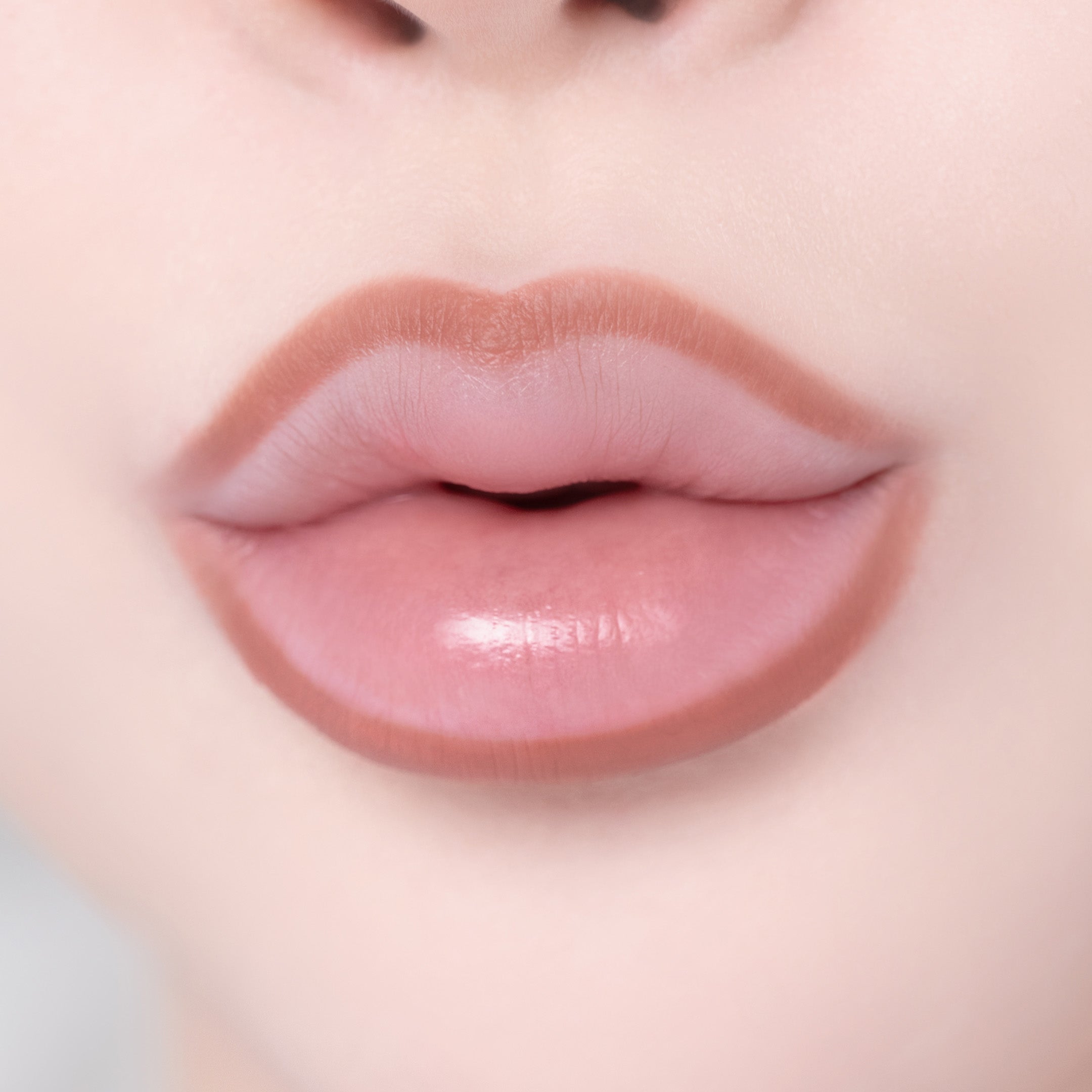 LAKA STAIN LIP LINER Konturówka do ust z efektem naturalnie utrwalonego koloru 0,7 g #10