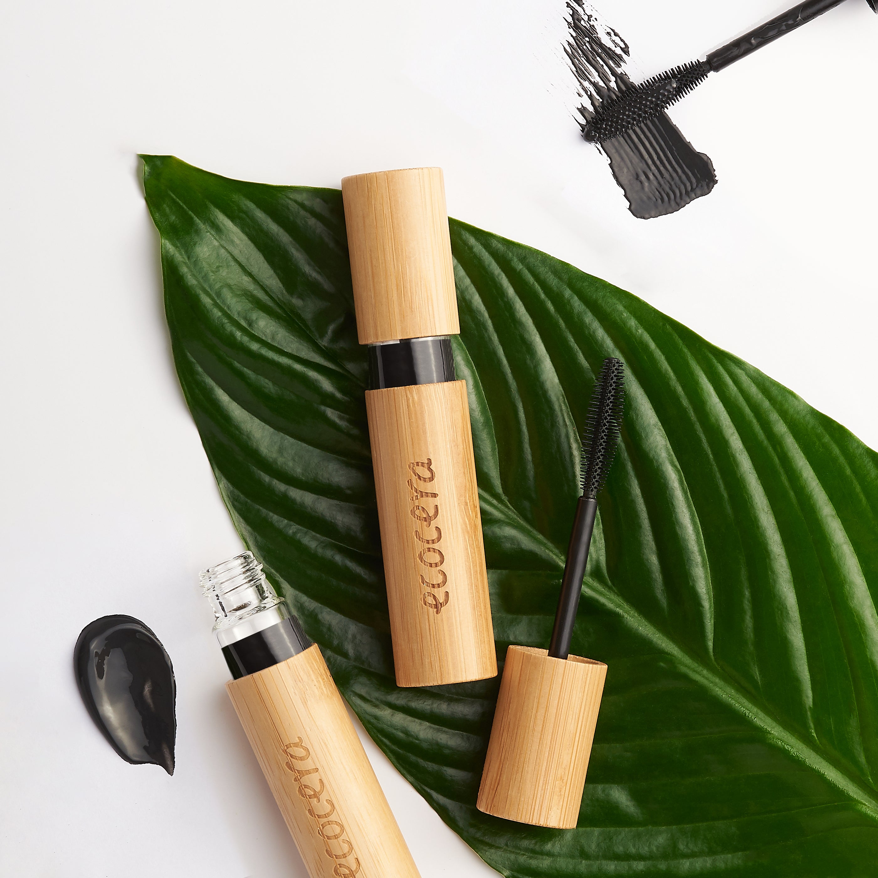ECOCERA NATURAL CHOICE MAGNOLIA Black Onyx Mascara 8 ml #2