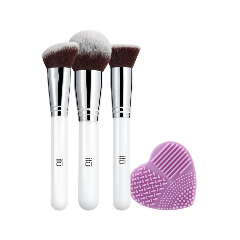 ilū Must Have – 4-częściowy zestaw pędzli do makijażu + czyścik